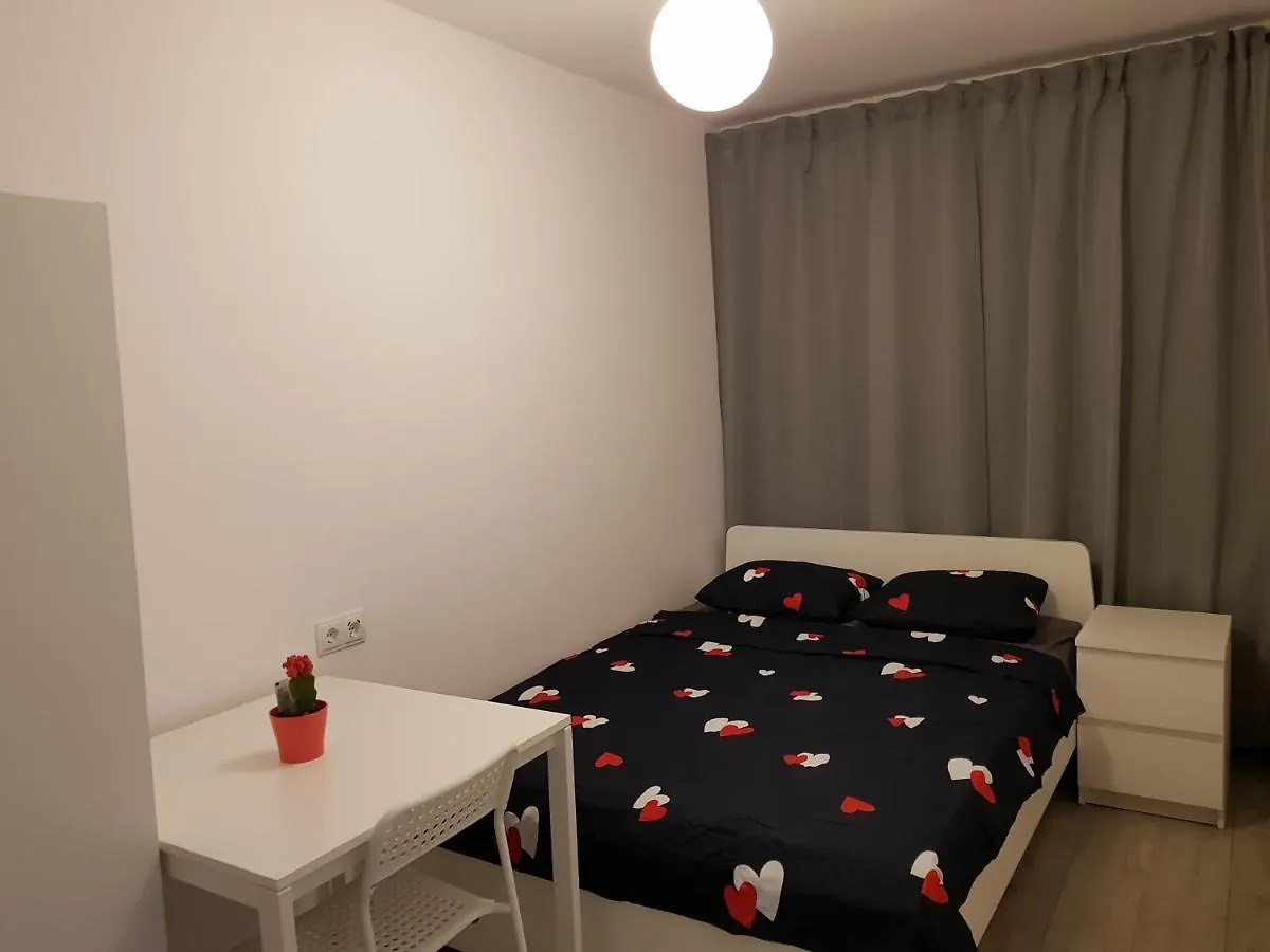 Mirrorroom Pl Airport Varsovia